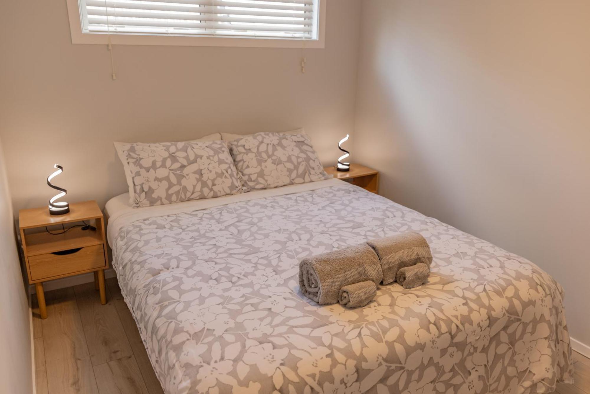 Back Garden Flat With Free On Street Parking And Fiber Wifi - 15 Mins To Ferry, Stadium, Cbd ウェリントン エクステリア 写真