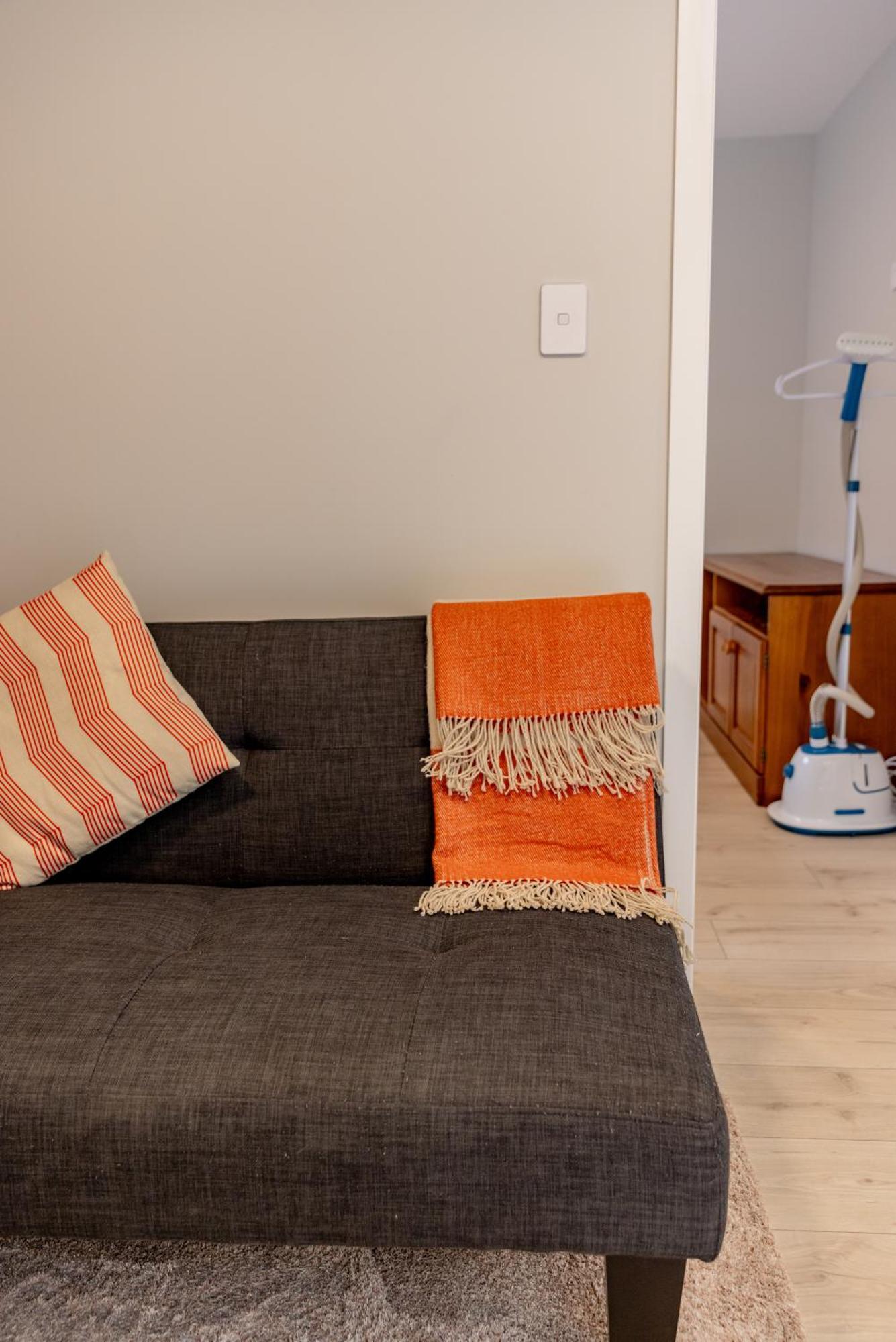 Back Garden Flat With Free On Street Parking And Fiber Wifi - 15 Mins To Ferry, Stadium, Cbd ウェリントン エクステリア 写真